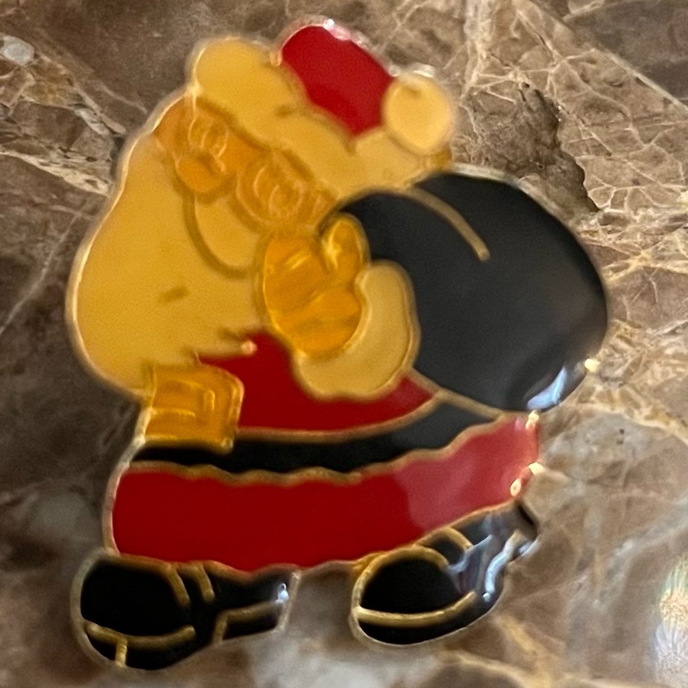 Festive Holiday Brooch Collection - Picture 6 of 6